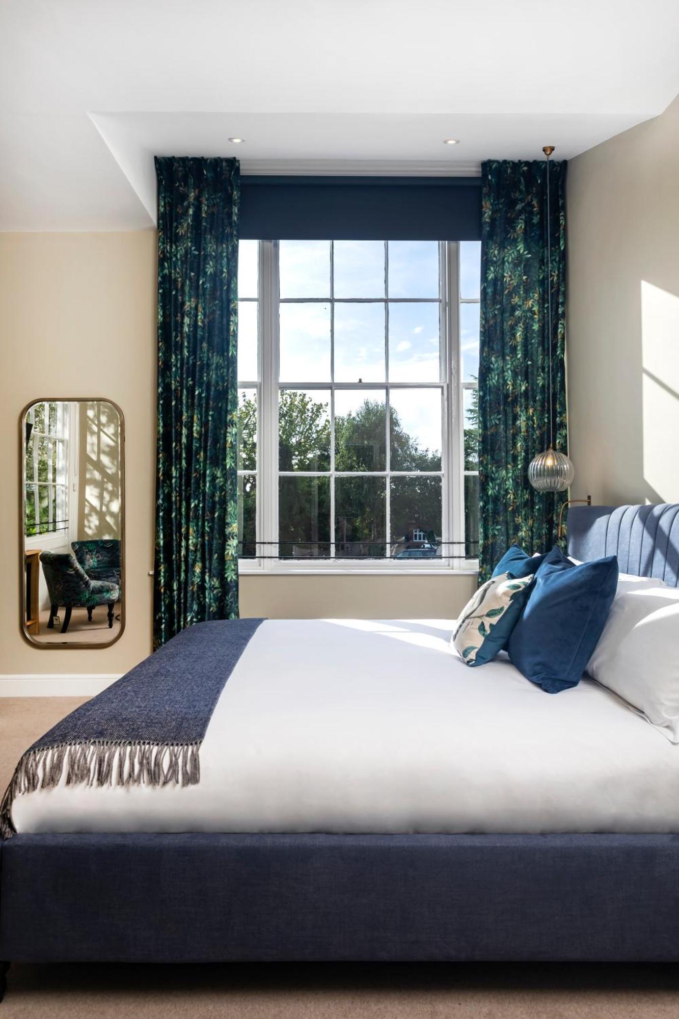The Queen'S Inn Hawkhurst Exteriér fotografie
