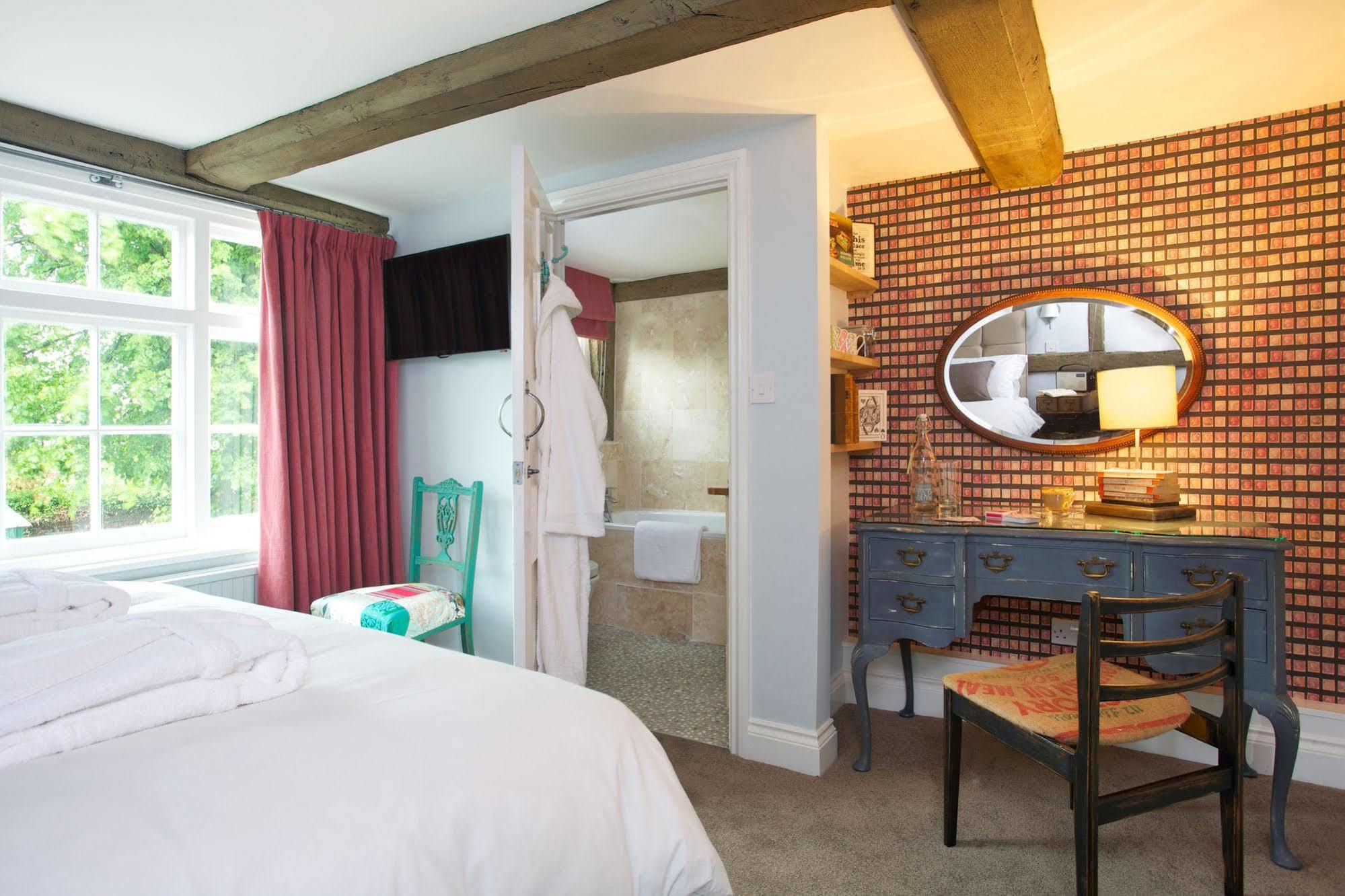 The Queen'S Inn Hawkhurst Exteriér fotografie